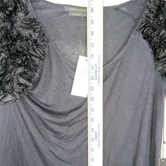 BCBG Maxazria Shirt Womens Size M Feather Short Sleeve NWT BC31572D - Picture 9 of 9